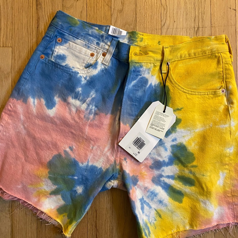 Levi’s shorts
